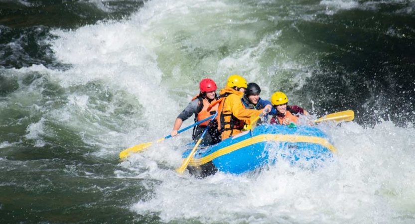 deschutes river rafting